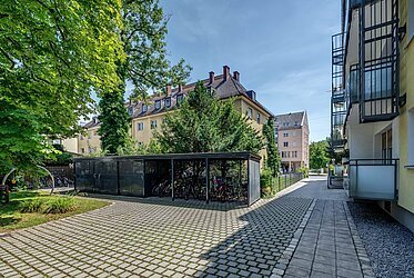 Laim : charmant appartement de ville de 2 chambres avec balcon