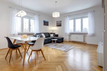 Appartement très beau et meublé à Schwabing