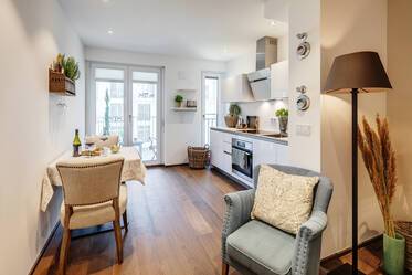 Appartement très beau et meublé à Schwabing