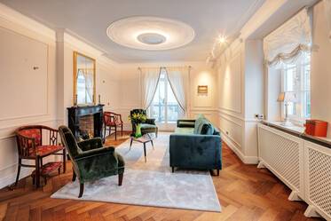 Location d&#039;un appartement élégant avec un intérieur stylé