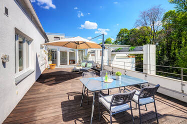 Appartement avec terrasse sur le toit à louer à Solln
