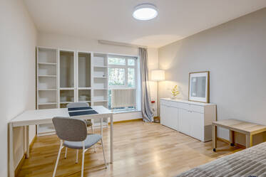 Neu möblierte Wohnung direkt am Pachmayrplatz