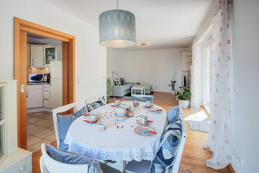 Appartement avec jardin beau et meublé à Feldmoching