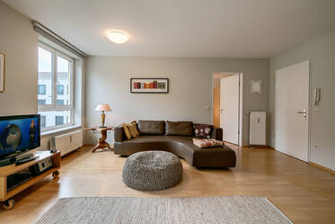 Munich-Maxvorstadt : bel appartement 2 pièces joliment meublé