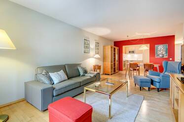 Appartement très beau et meublé à Maxvorstadt