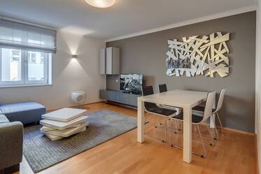 Appartement très beau et meublé à Schwabing